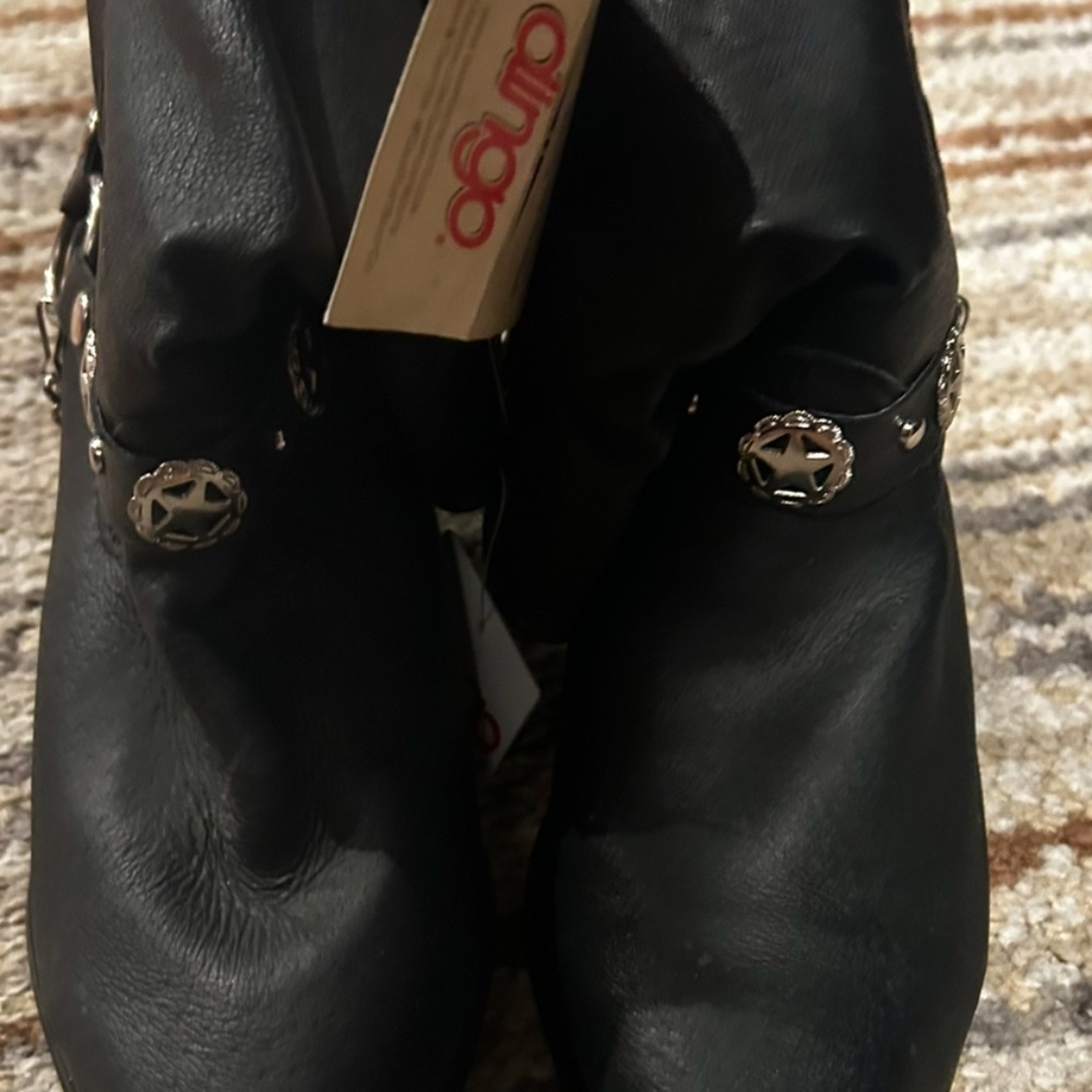 Women’s boots